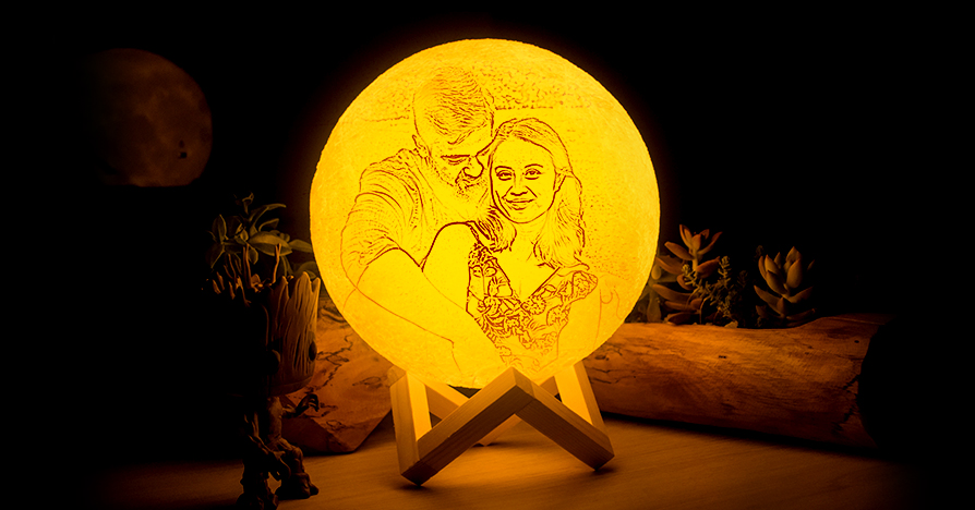 Personalised Photo Moon Lamp